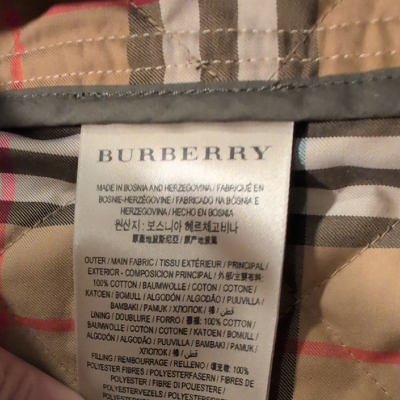 Burberry Diamond Quilted Hooded Coat - Picture 5 of 8